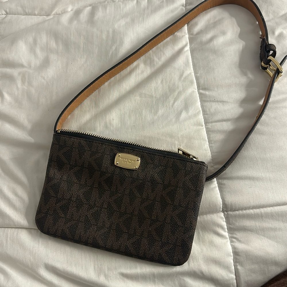 Michael Kors Belt Bag!